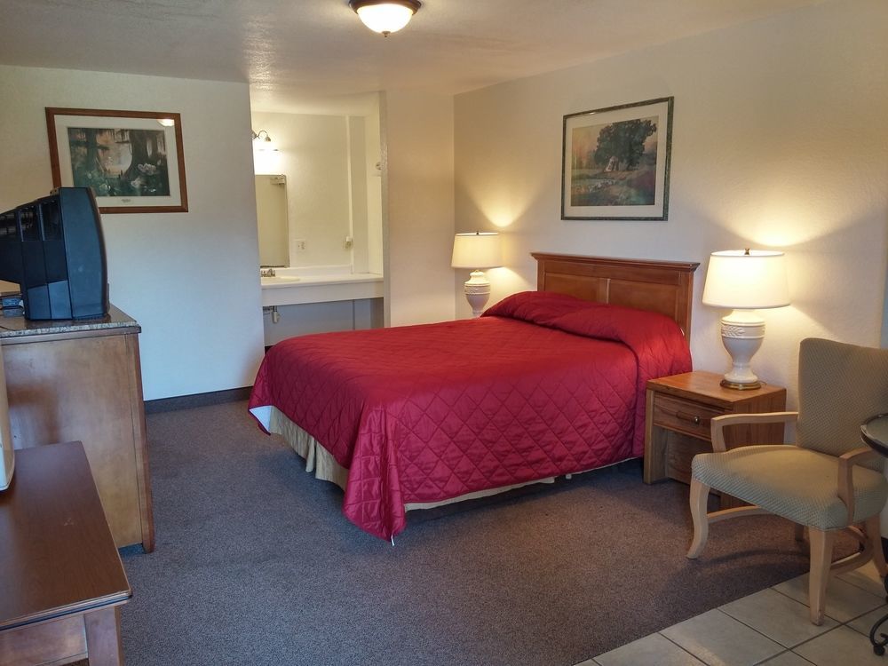 Country Regency Inn & Suites Manvel エクステリア 写真