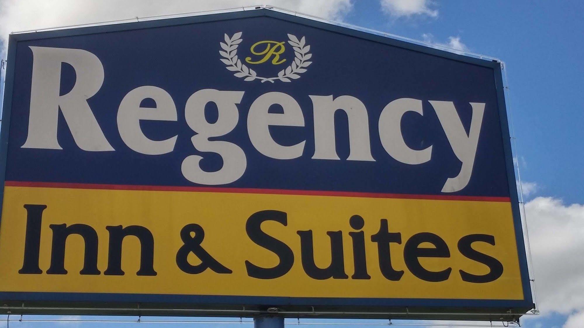Country Regency Inn & Suites Manvel エクステリア 写真